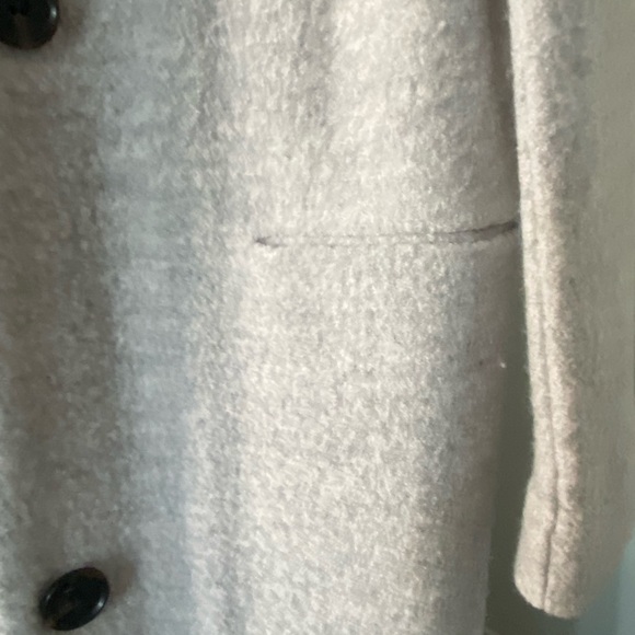 Wool coat - Picture 3 of 9